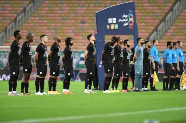 لاعبو الشباب