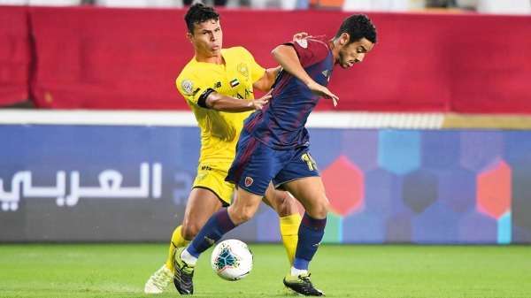 من الدوري الإماراتي