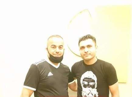 أحمد كشكش يوقع للسموع