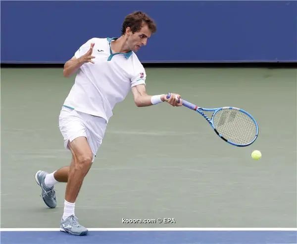 ?i=epa%2ftennis%2f2020-08%2f2020-08-31-08637945_epa