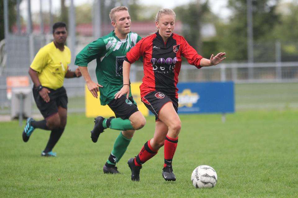 إلين فوكيما في مباراة السبت مع الرجال