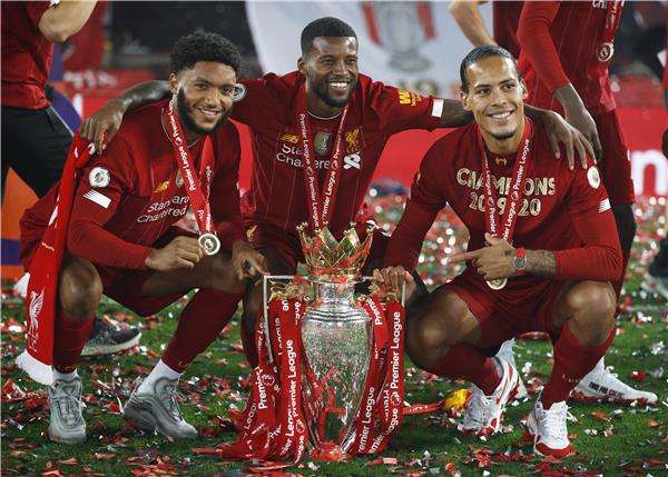 لاعبو ليفربول