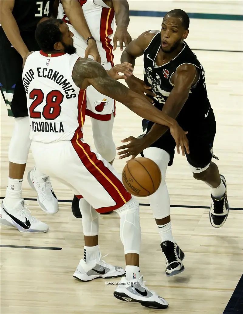 ?i=epa%2fbasketball%2f2020-09%2f2020-09-03-08642727_epa