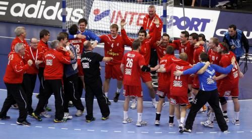 2011-01-282011-01-28t211543z_01_hnd153_rtridsp_3_handball_reuters