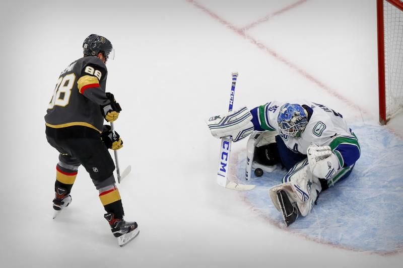 2020-09-05t041042z_1269142217_nocid_rtrmadp_3_nhl-stanley-cup-playoffs-vancouver-canucks-at-vegas-golden-knights_reuters