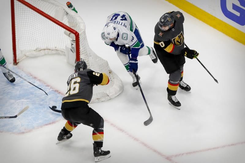 2020-09-05t040917z_1184708361_nocid_rtrmadp_3_nhl-stanley-cup-playoffs-vancouver-canucks-at-vegas-golden-knights_reuters