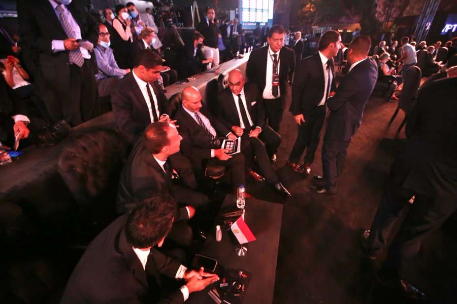 هشام نصر أثناء اختيار مجموعة مصر