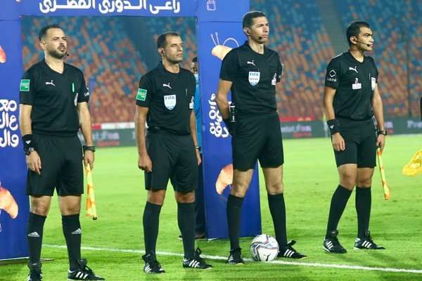 حكام مباراة الأهلي أمام دجلة