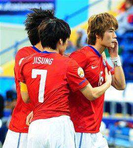 إحتفاله بهذا الشكل أثار غضب الجماهير اليابانية 