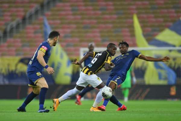  أحمد موسى في مباراة الاتحاد والنصر الماضية