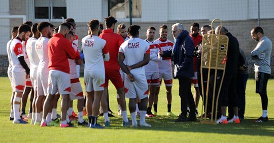 لاعبو الفتح الرباطي