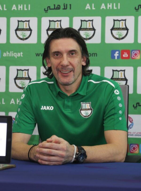 نيبوشا يوفوفيتش