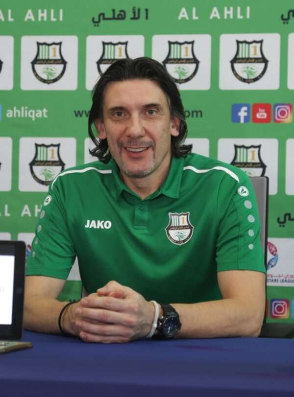 نيبوشا يوفوفيتش