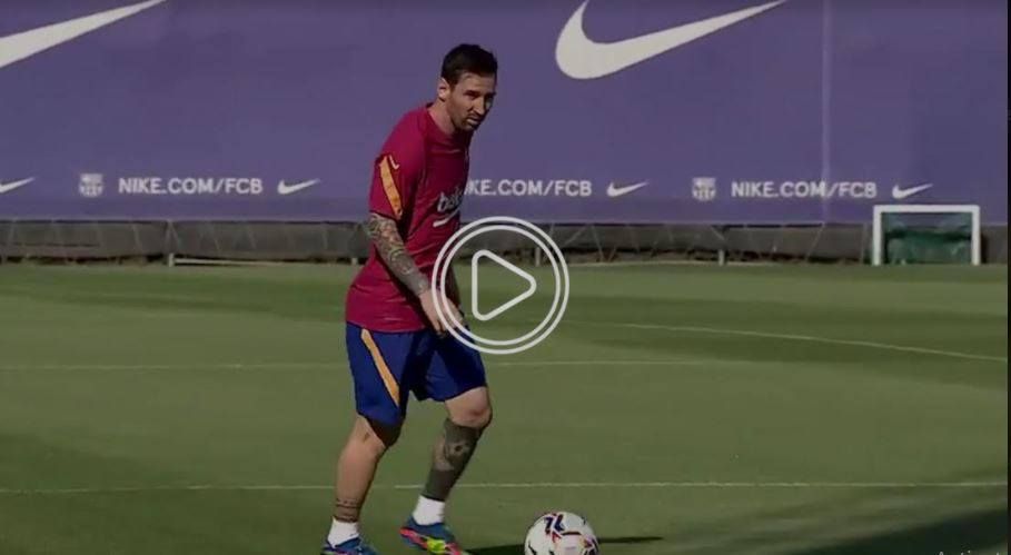 ميسي في مران برشلونة
