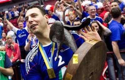 2011-01-30-00000102557679