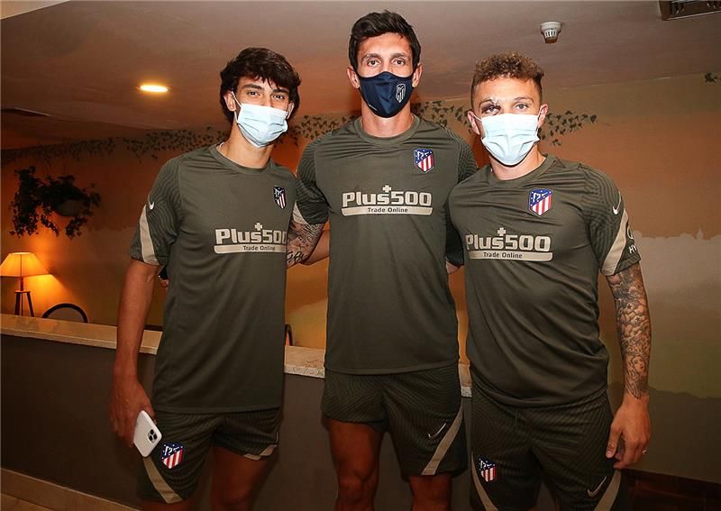 لاعبو أتلتيكو مدريد