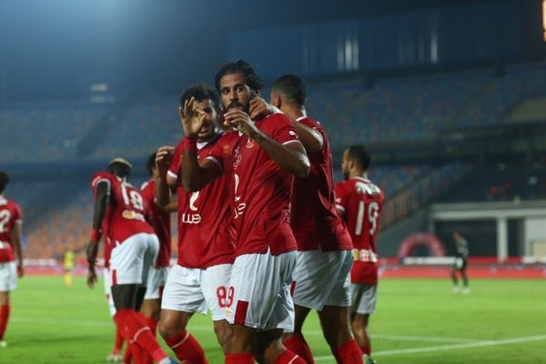 لاعبو الأهلي 