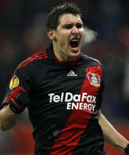 2010-12-16t195035z_01_lev12_rtridsp_3_soccer-europa_reuters