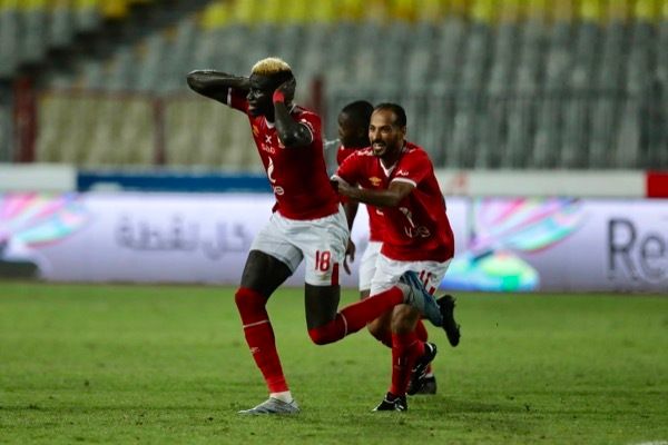  احتفال السنغالي أليو بادجي