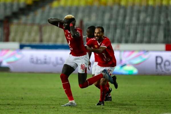 احتفال السنغالي أليو بادجي