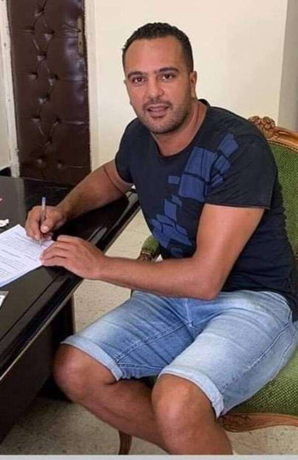 مروان مقايز يوقع للإفريقي