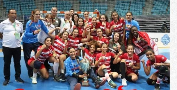 سيدات الإفريقي بعد التتويج بلقب الدوري التونسي