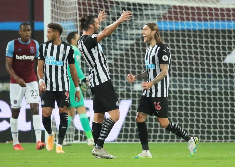 لاعبو نيوكاسل يونايتد