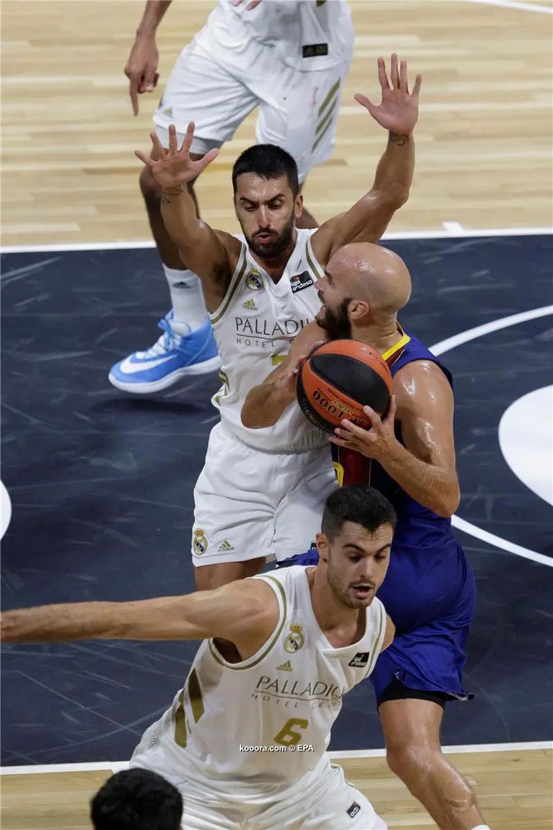 ?i=epa%2fbasketball%2f2020-09%2f2020-09-13-08666981_epa