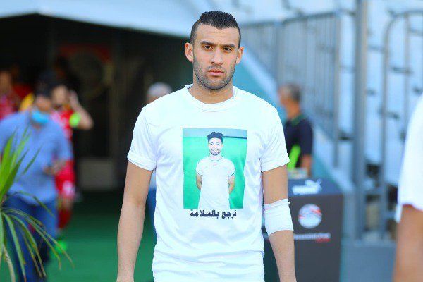 عمر كمال عبد الواحد بقميص أبو سليمة