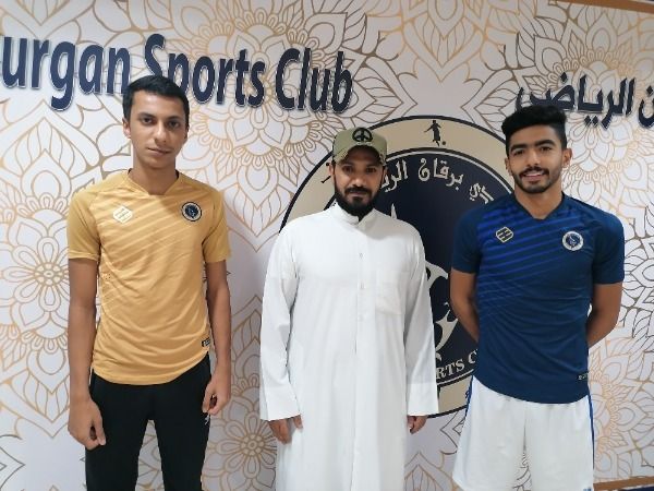 من تقديم اللاعبين