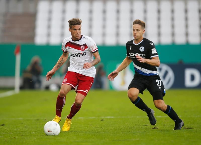 2020-09-14t172237z_530055823_up1eg9e1c9pe3_rtrmadp_3_soccer-germany-rwe-bie-report_reuters