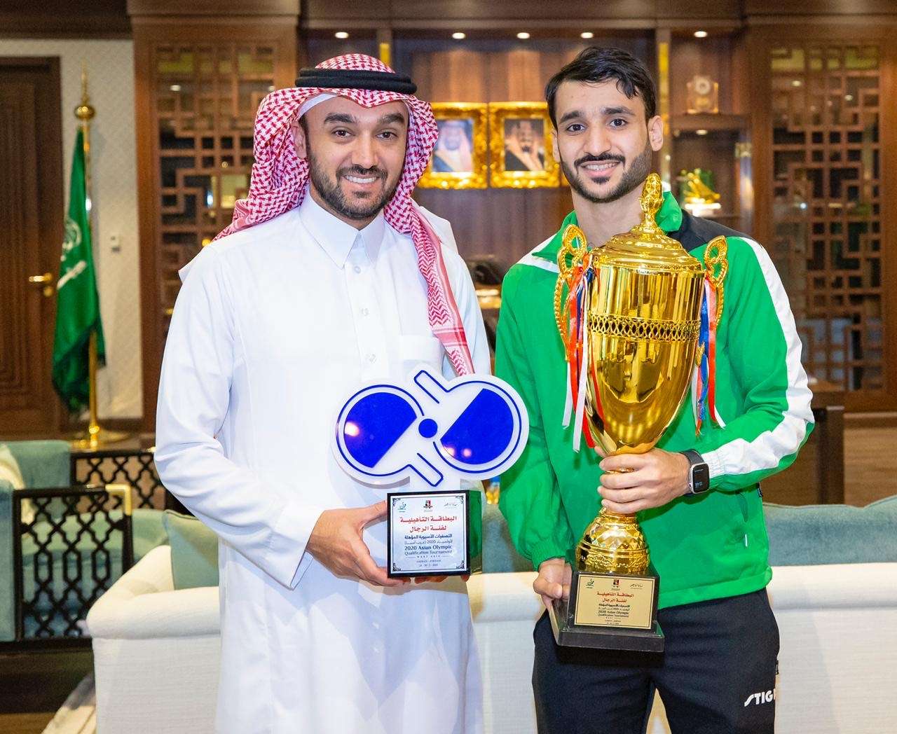 علي الخضراوي مع الأمير عبدالعزيز بن تركي الفيصل