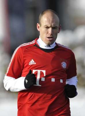 بايرن ميونيخ وهولندا يلتقيان لتعويض تكاليف إصابة روبن