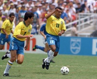 بيبتو (7) و روماريو (11) شكلا قوة ضاربة للبرازيل في عام 1994