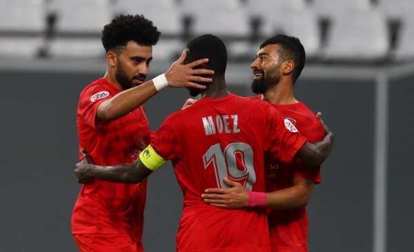 لاعبو الدحيل