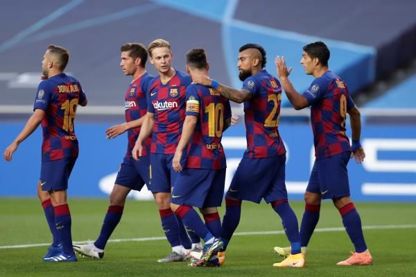 لاعبو برشلونة