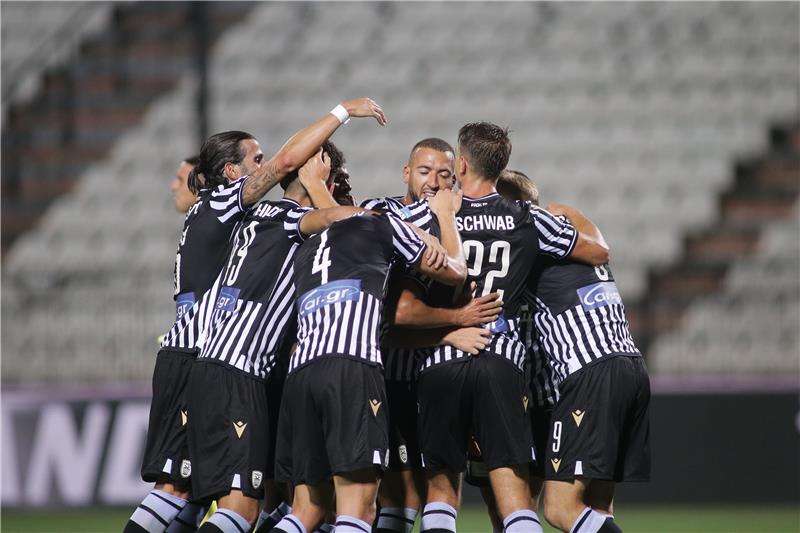 فرحة لاعبي باوك