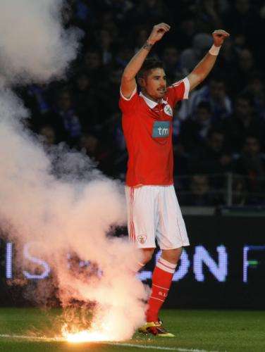 2011-02-022011-02-02t212150z_01_mvi06_rtridsp_3_soccer-europe-portugal_reuters