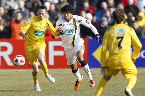 2011-02-022011-02-02t161502z_01_rpr17_rtridsp_3_soccer-france_reuters