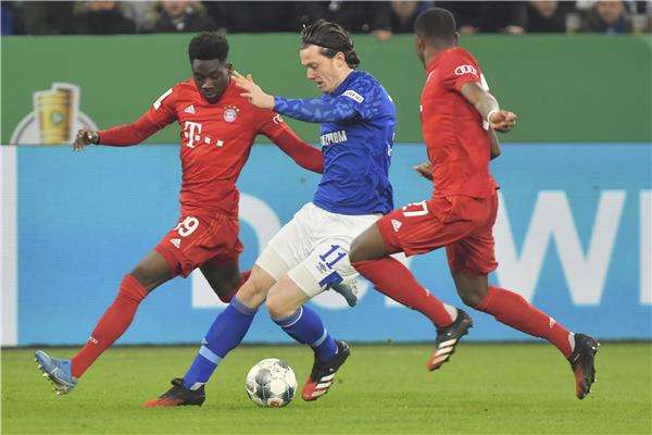 من مباراة سابقة بين بايرن وشالكه