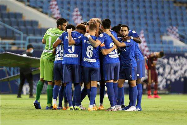 لاعبو الهلال