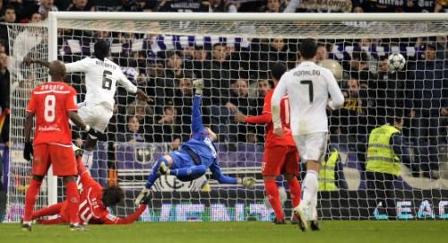 2011-02-022011-02-02t234046z_01_pdh223_rtridsp_3_soccer-spain-cup_reuters