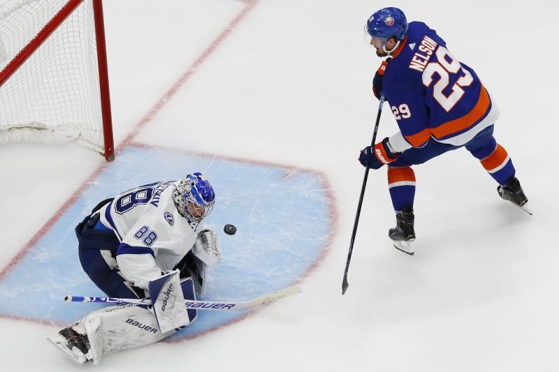 2020-09-18t032029z_384682008_nocid_rtrmadp_3_nhl-stanley-cup-playoffs-tampa-bay-lightning-at-new-york-islanders_reuters