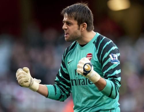 2011-02-032011-02-03t110010z_01_kfd901_rtridsp_3_soccer-england-arsenal-fabianski_reuters