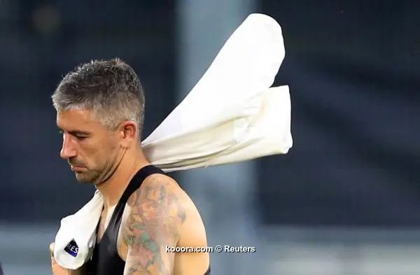 ?i=reuters%2f2020-08-06%2f2020-08-06t190822z_927134226_up1eg861h5yoo_rtrmadp_3_soccer-europa-rom-sev-report_reuters