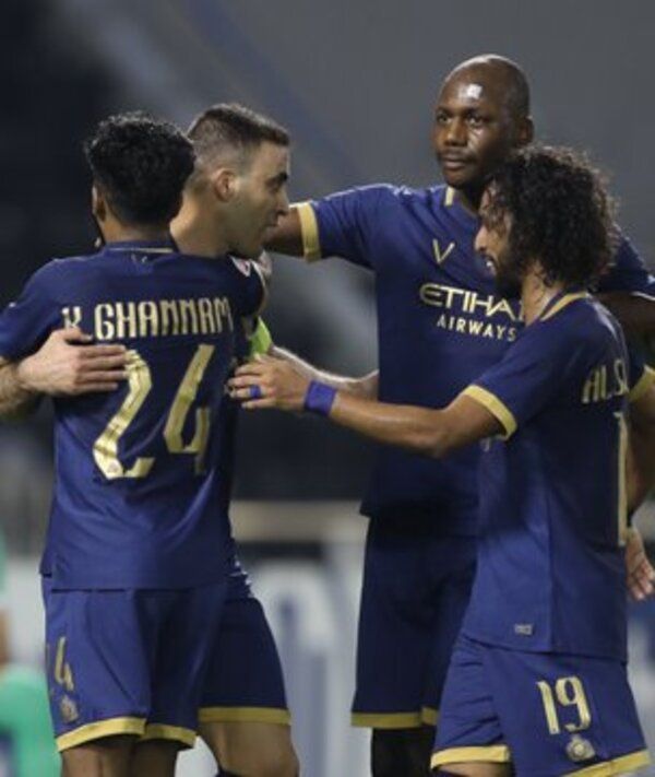 لاعبو النصر