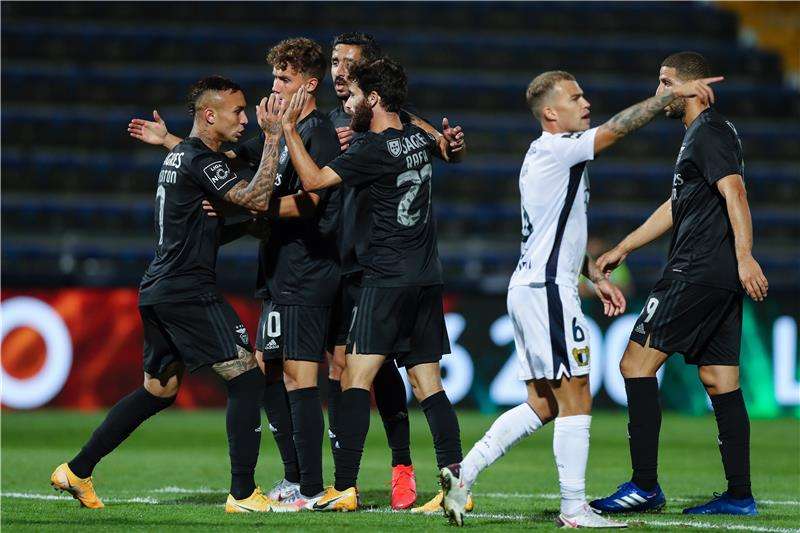 لاعبو بنفيكا