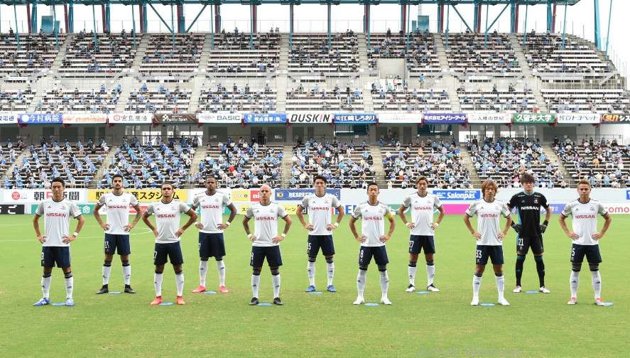 يوكوهاما إف مارينوس