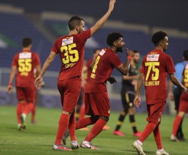 لاعبو ضمك