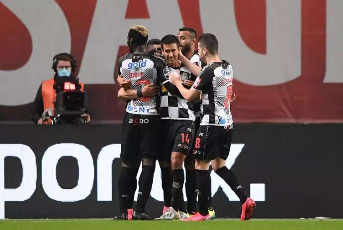 لاعبو بوافيستا 